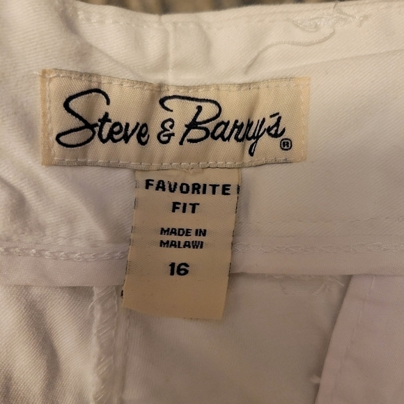 NWOT Steve & Barry capris size 16 - Picture 3 of 4